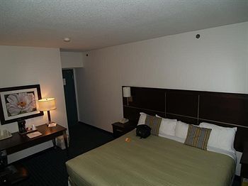 Niagara Plaza Hotel By Fairbridge Εξωτερικό φωτογραφία